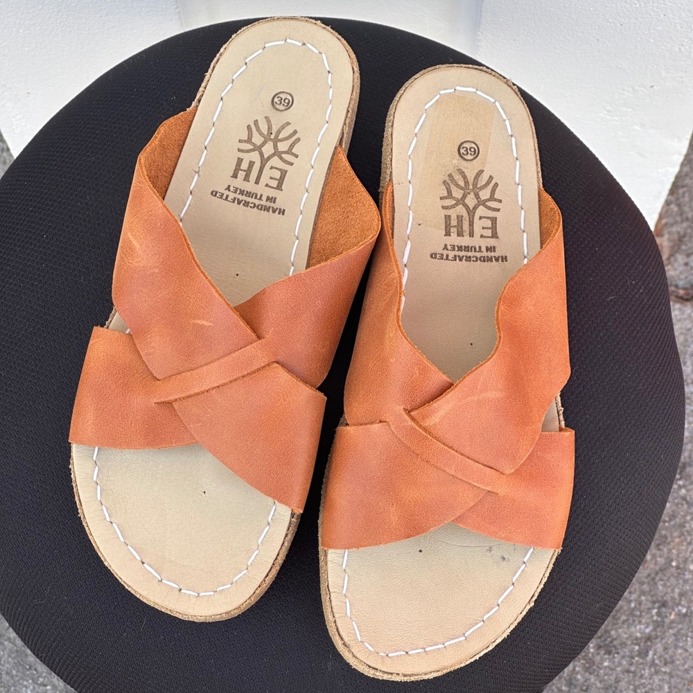 EIH Handcrafted in Turkey Leather Crisscross Slide Sandals Brown Size 39